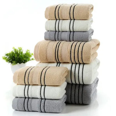 Pure cotton bath towel set with large bath towel and two hand towels in yarn-dyed fabric