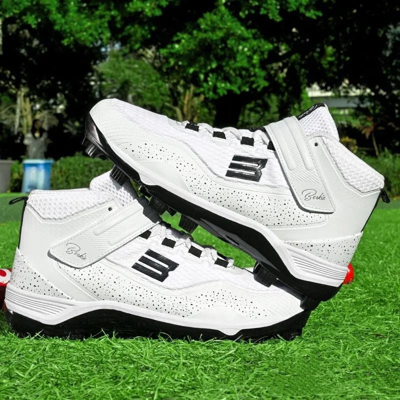 Black and white professional baseball sneakers with superfine fibre mesh upper and rubber sole