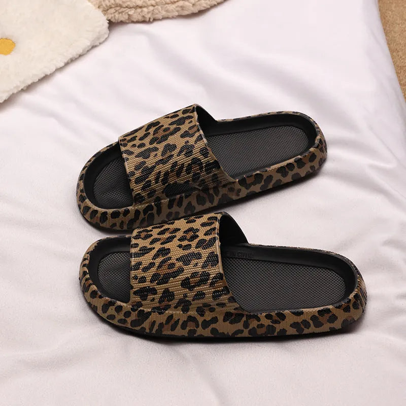 Leopard print EVA slippers with thick sole in Korean couples sandal style