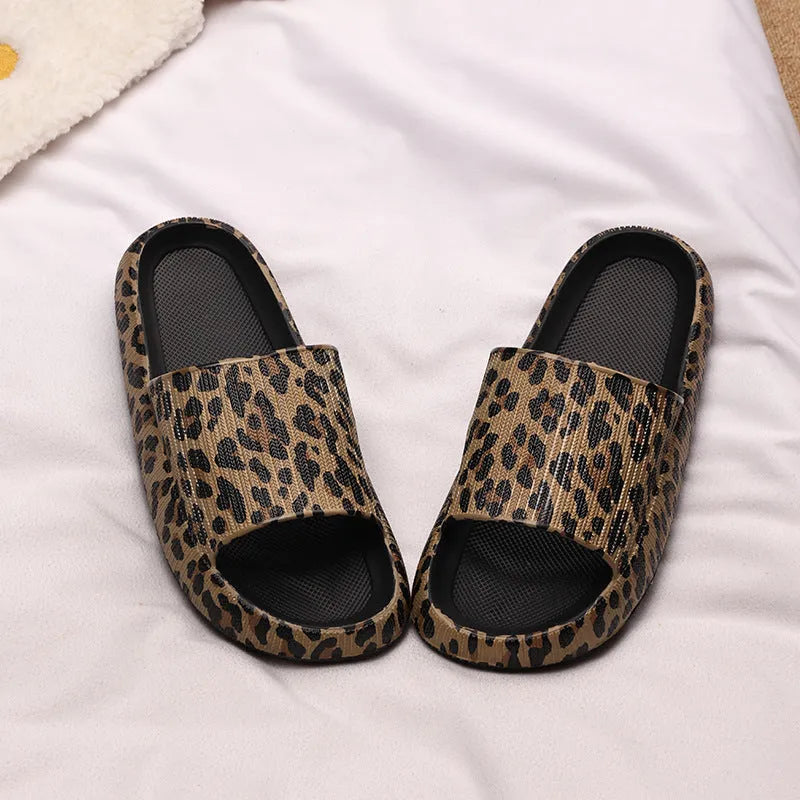 Leopard print EVA slippers with thick sole in Korean couples sandal style