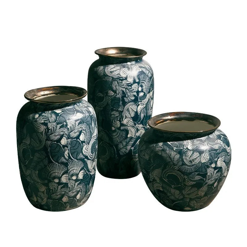 New Chinese retro artistic ceramic vase with dried flowers, decal surface finish, available in large size