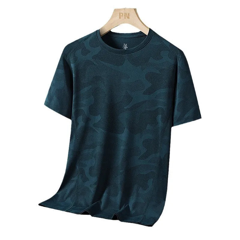Men's plus size camouflage pattern summer t-shirt in loose fit with short sleeves