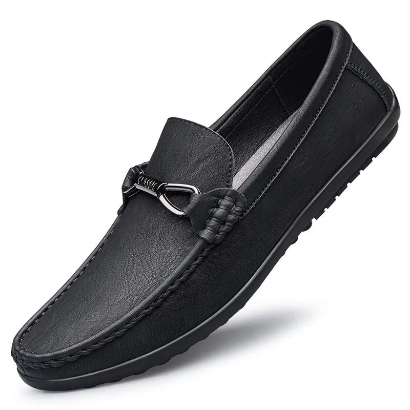 Breathable slip-on shoes with two-layer cowhide upper, flat heel, round toe, solid colour, sizes 37-46.