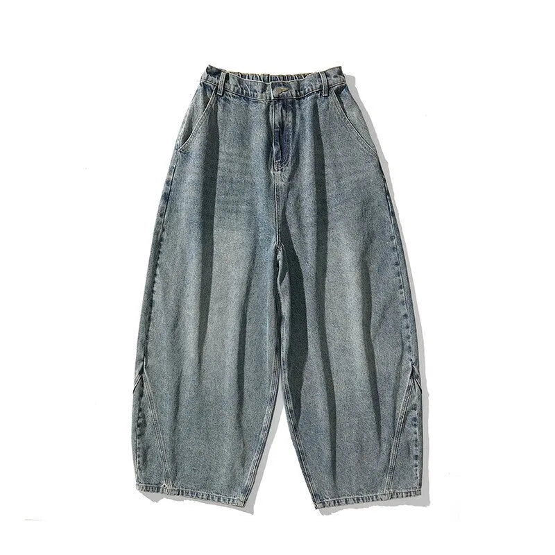 Men's plus size baggy jeans in cotton denim with straight leg opening