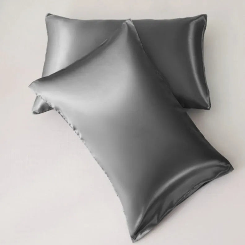 Satin pillowcase in dark blue with envelope closure, 100% polyester, available in 50x75cm and 51x91cm