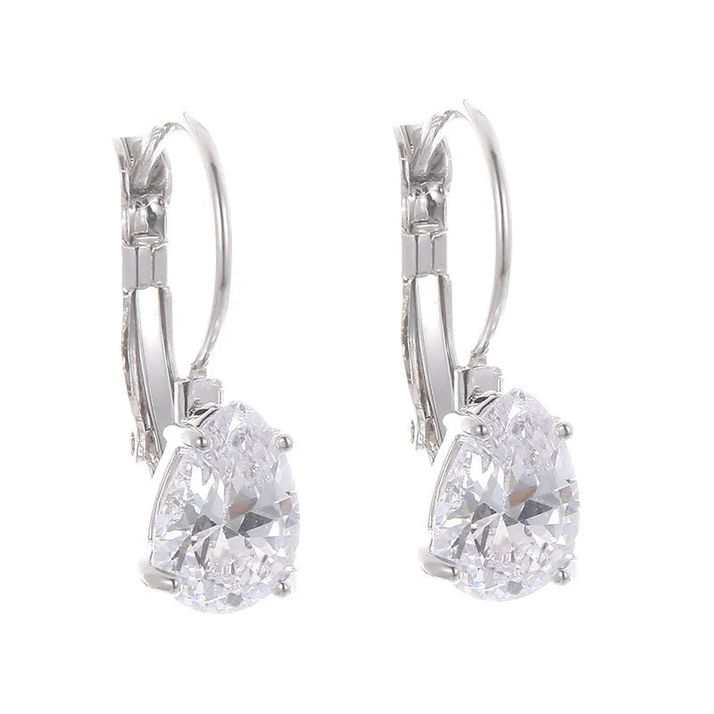 Pair of drop-shaped fashion earrings with gem inlay in gold or platinum plating