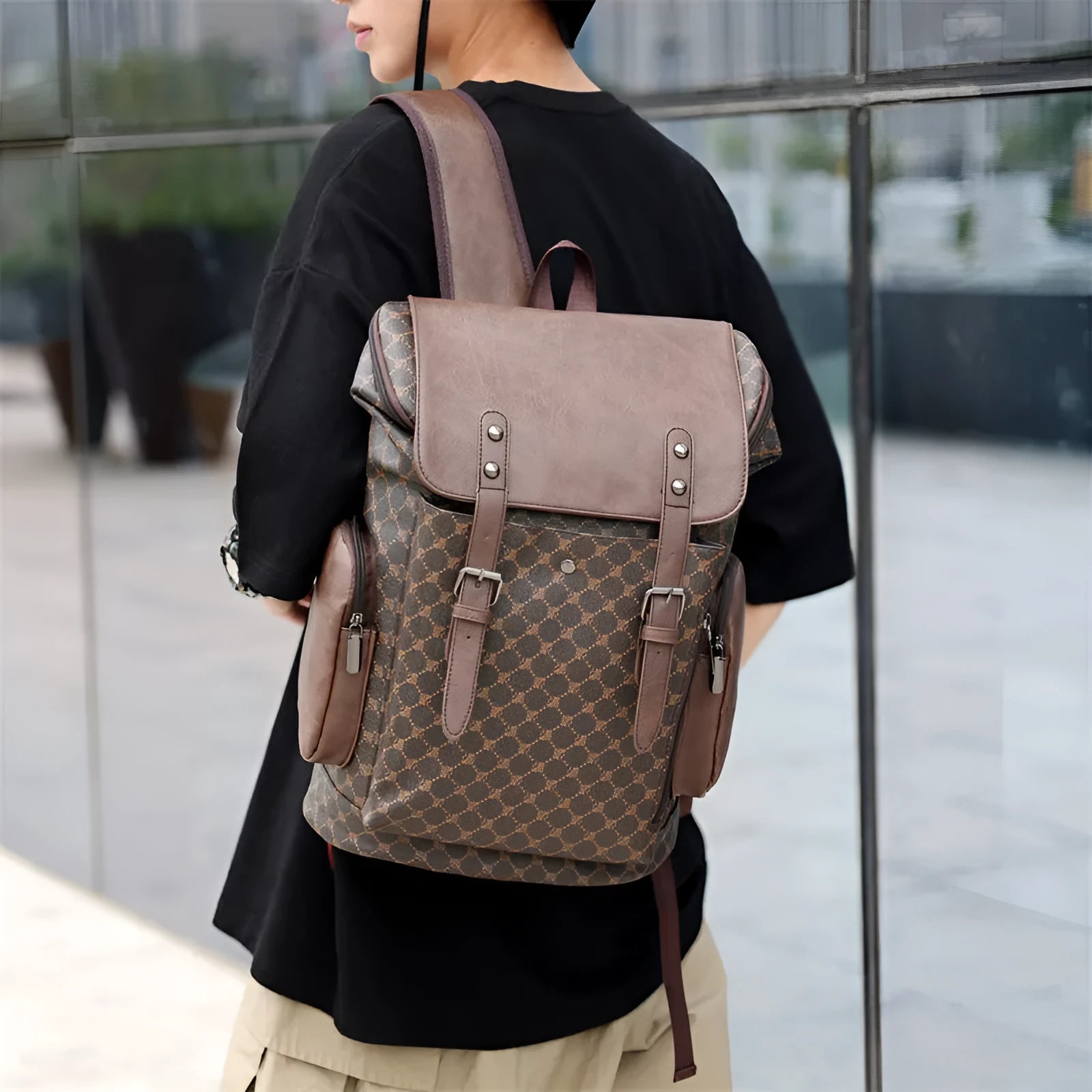 Men's PU leather plaid backpack in black, 45x15x30cm, with air pillow belt