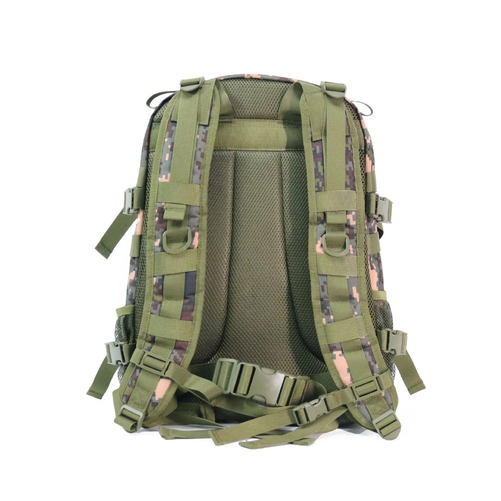 Camouflage pattern waterproof outdoor rucksack with 30x15x46 cm Oxford cloth construction and air pillow belt system