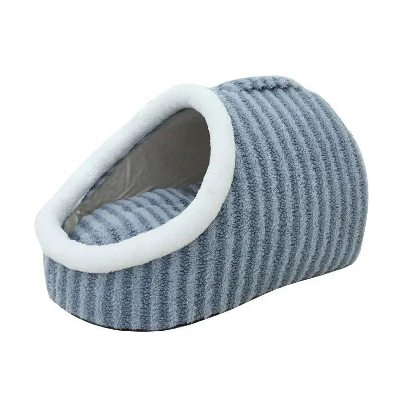 Thickened 3D dog bed with removable sponge in striped pattern