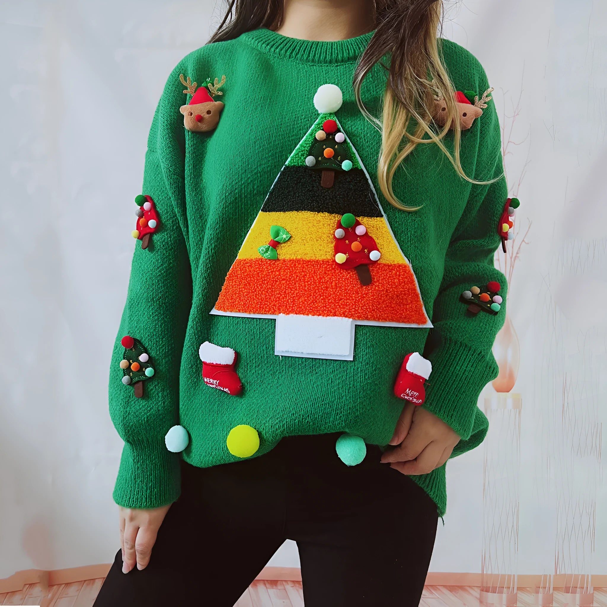 Christmas pattern loose fit round neck pullover sweater in red green black polyester knit