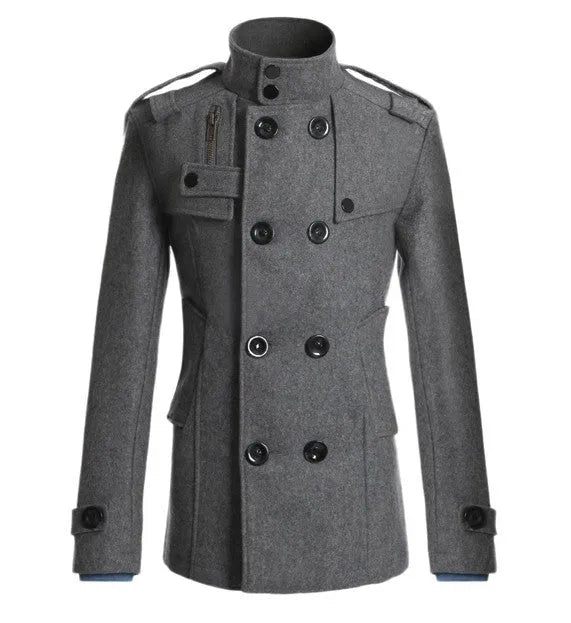 Men's woolen trench coat in cotton blend, single breasted, notched lapel, in khaki colour on model