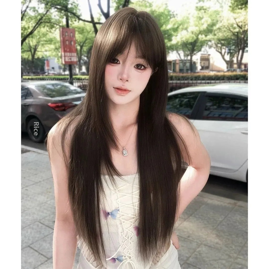Brown black high-temperature fibre wig with seven-piece net construction for volume enhancement