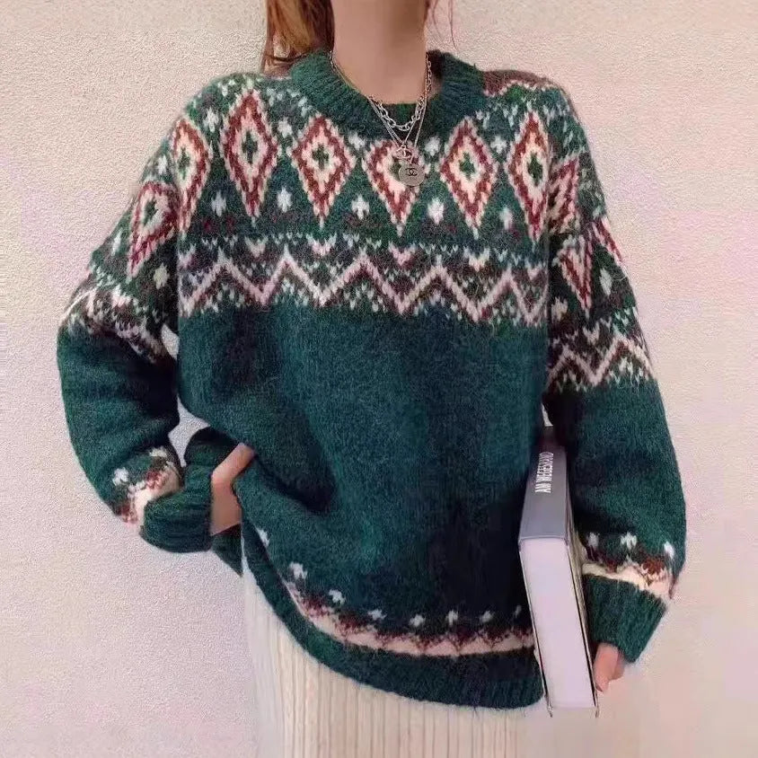 Red and white striped loose retro pullover knitted top with long sleeves.