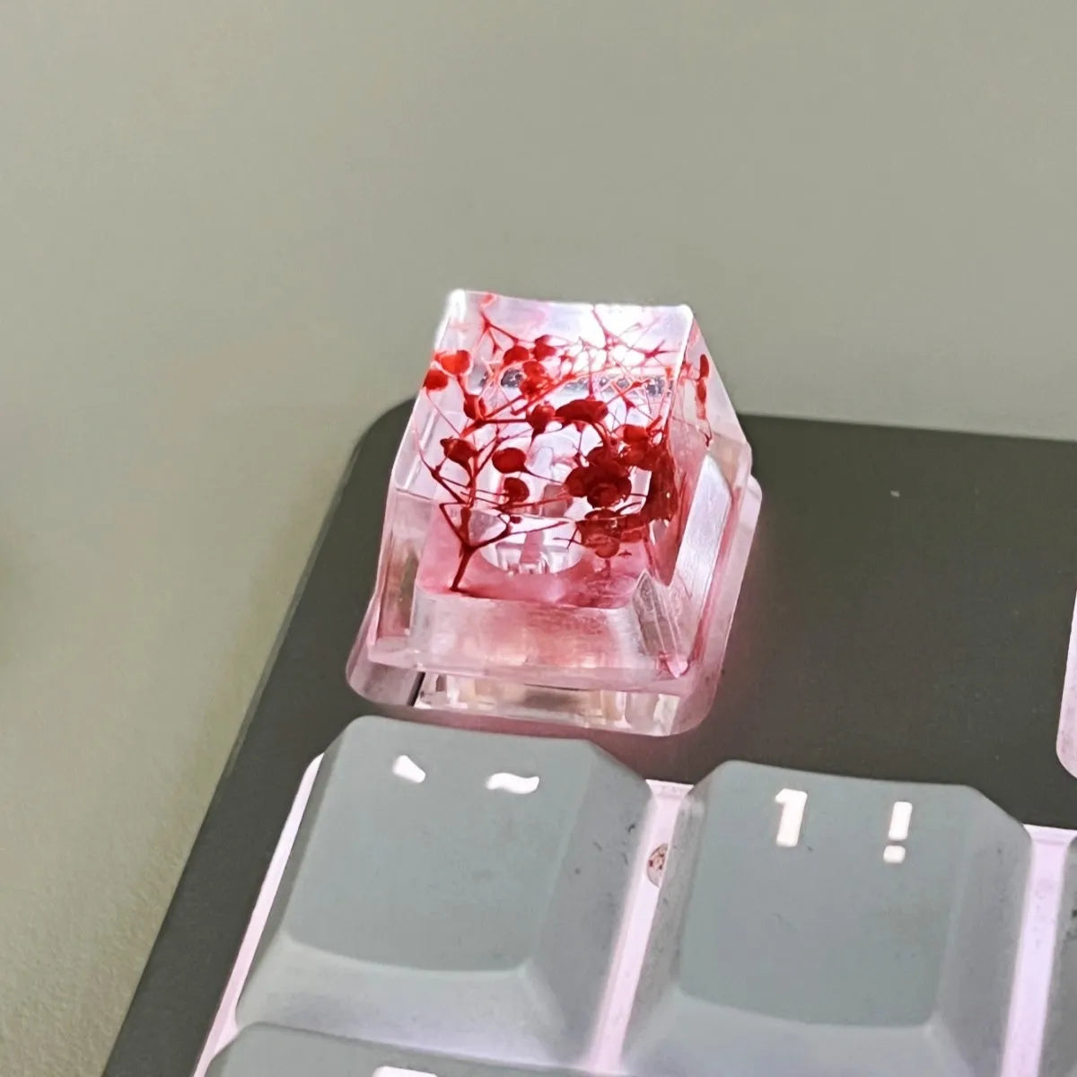 Transparent resin starry sky artisan keycap for Cherry MX mechanical keyboards in multiple colours