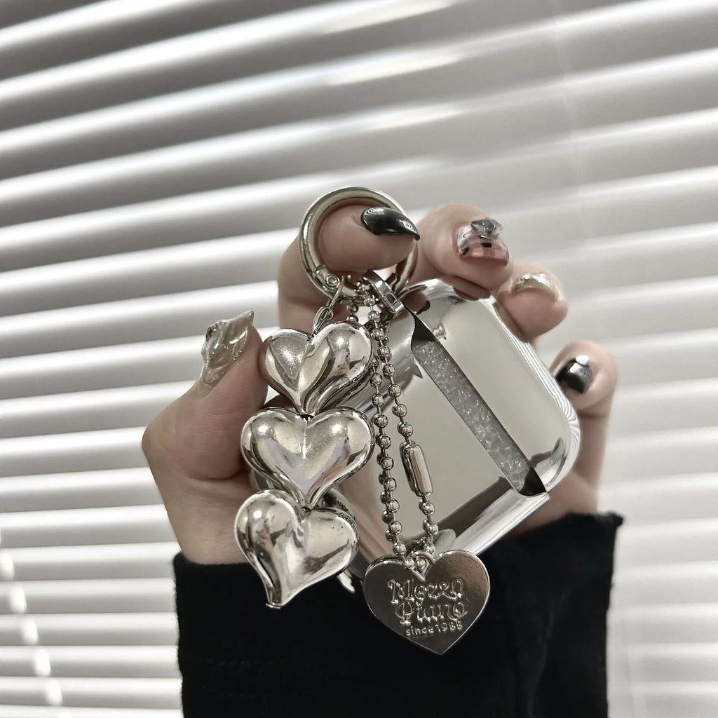 Electroplated solid colour TPU headphone case with attached heart pendant jewellery for AirPods