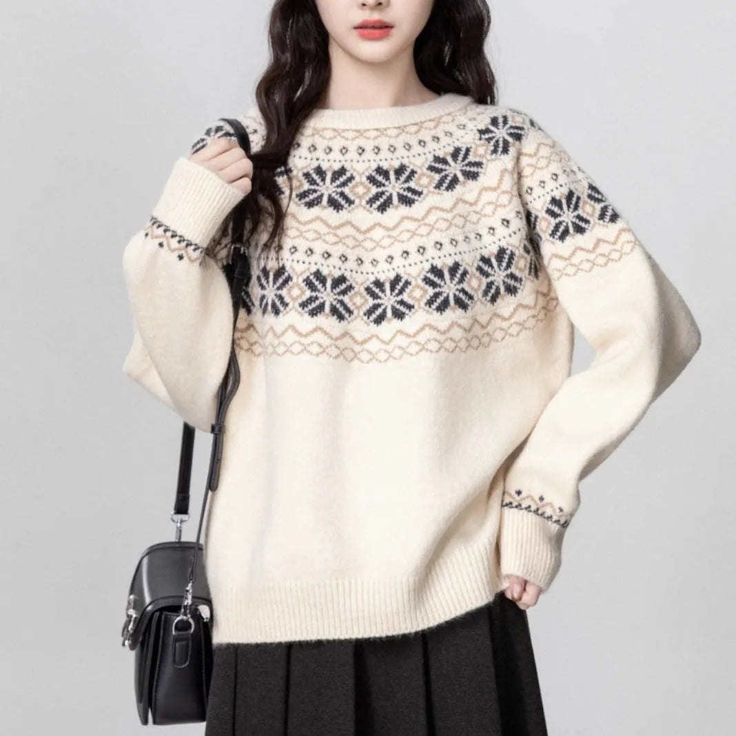 Women's milky white vintage fair island geometric knit pullover sweater with a crew neck and long sleeves.