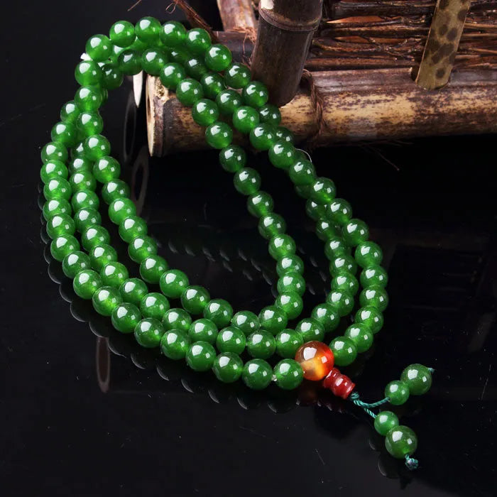 Green spinach coloured quartz rock jade rosary bracelet with 8mm beads and Buddha head pendant