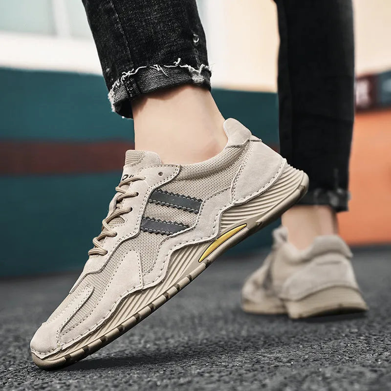 Men's low-top lace-up hiking boots in sand colour with pigskin upper and platform heel