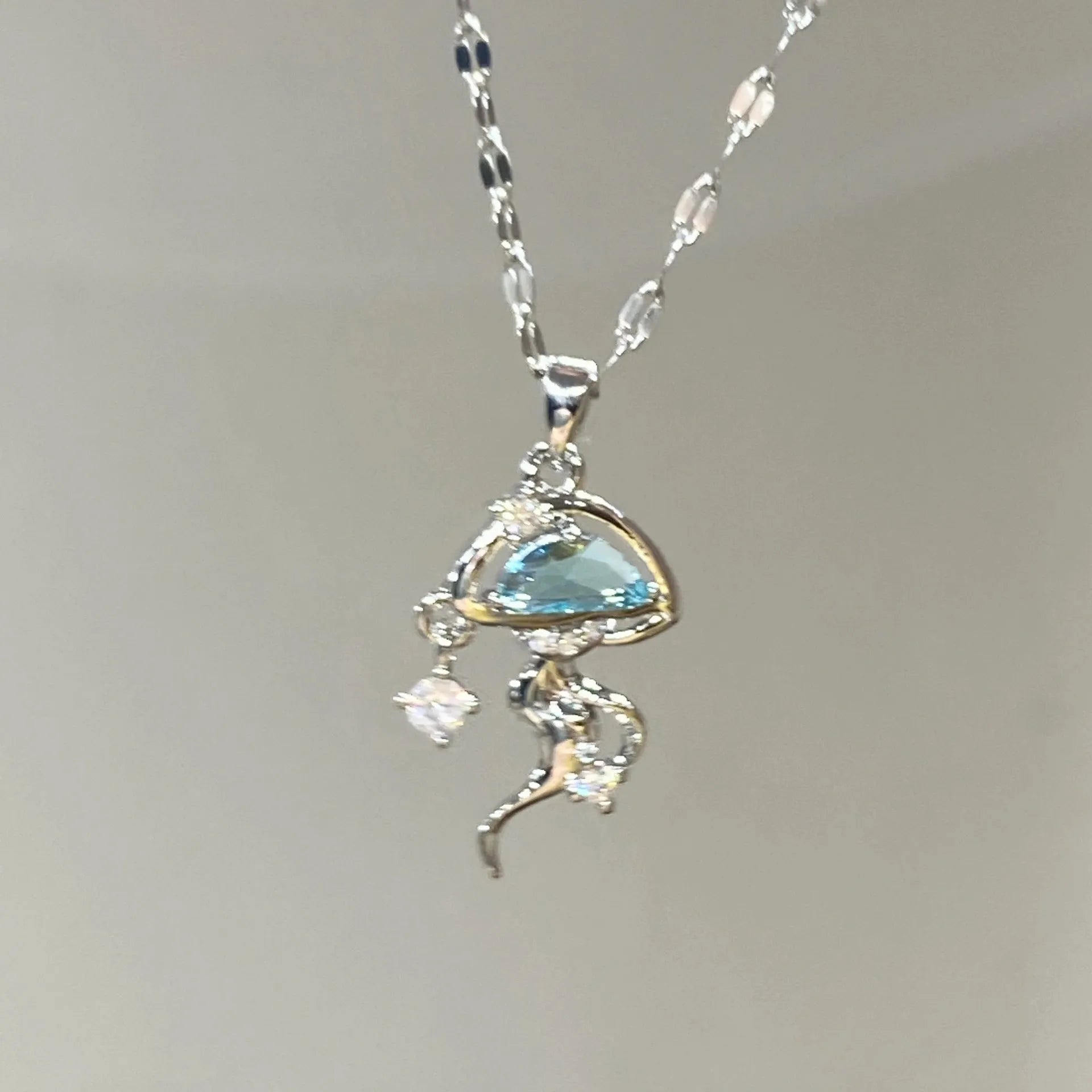 Sterling silver blue jellyfish pendant necklace with adjustable chain