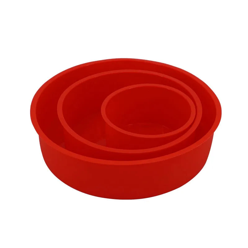 Red silicone round cake mould set showing three sizes: 8-inch, 6-inch, and 4-inch baking trays