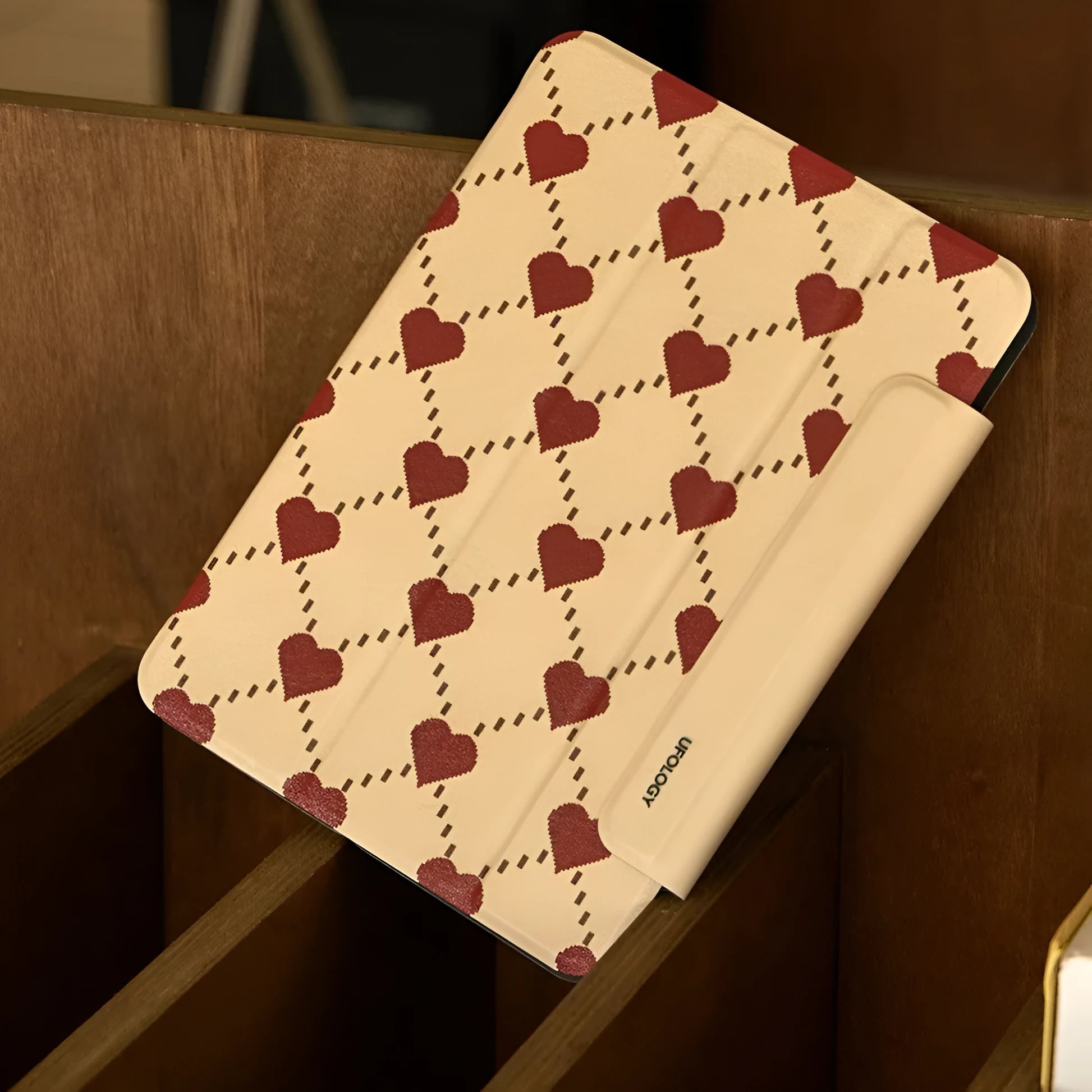 Double-sided magnetic suction polyurethane protective case for 10.9-inch iPad Air 4 and iPad Air 5 tablets.