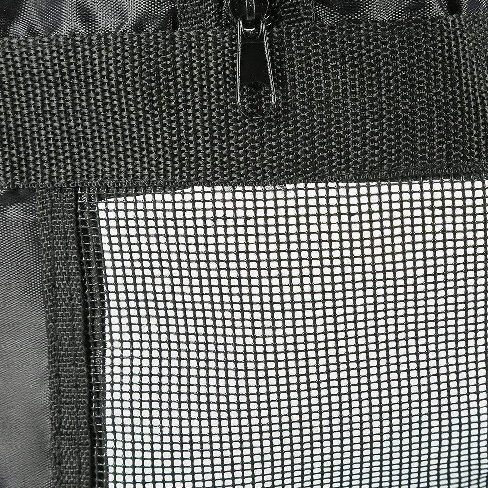Black cat medicine feeding and anti-scratch toilet bath bag for feline care procedures