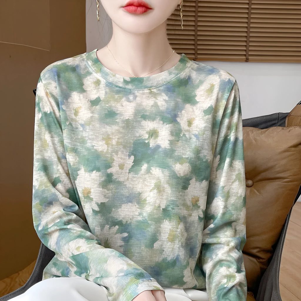 Women's round neck pullover blouse with floral print in Tencel cotton fabric