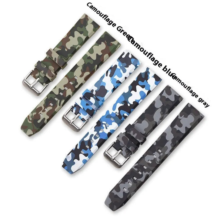 Green camouflage silicone watch strap with universal flat head lugs on a grey background.
