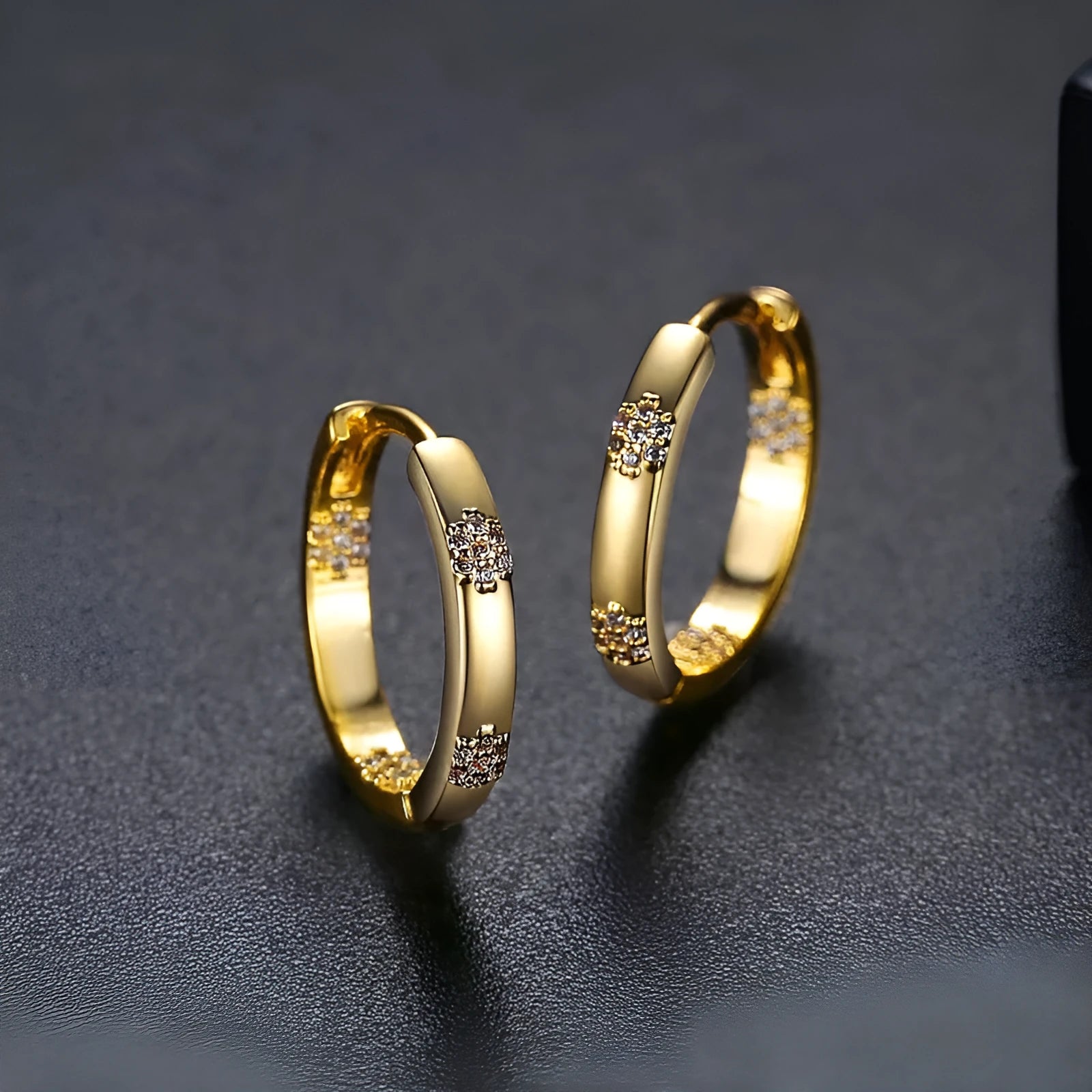 Women's geometric copper earrings with inlaid faux diamond pattern in gold, silver, and rose gold colour options