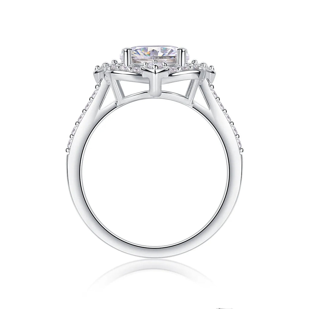Camellia moissanite wedding ring set with egg-shaped 8x10mm stone, platinum-plated S925 silver band, gift box packaging