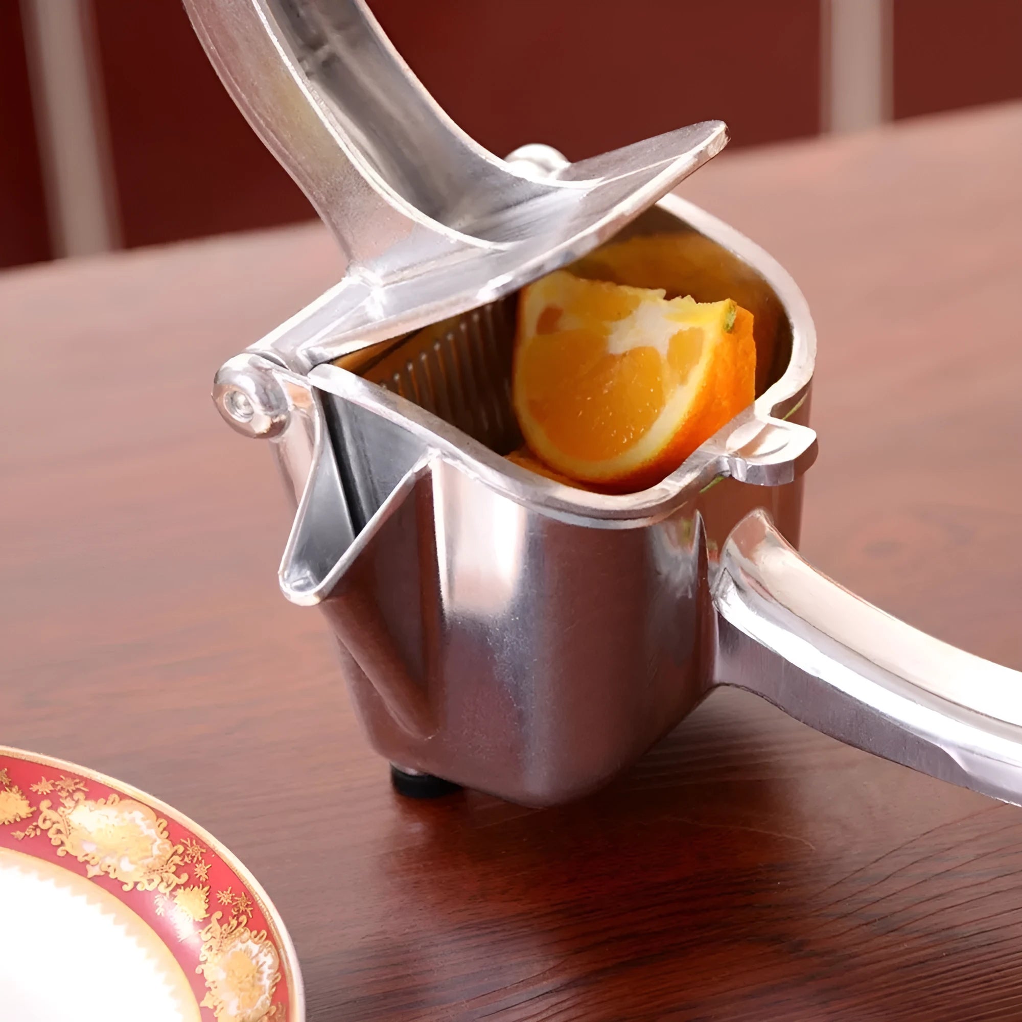Silver heavy duty aluminium and steel lemon squeezer with lever and large bowl