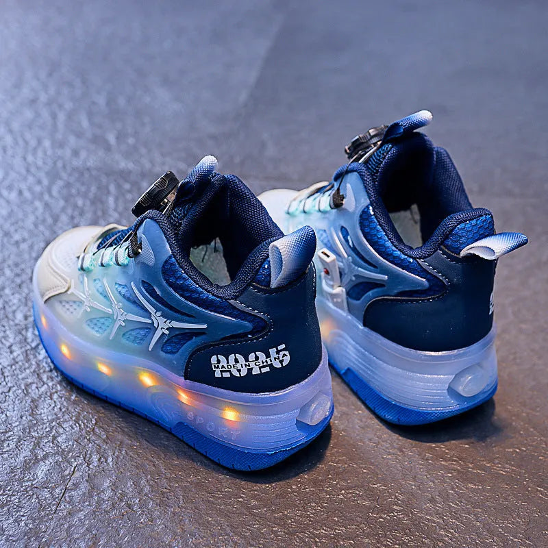 Children's blue striped roller skates with twist-knob fastening system and PVC soles