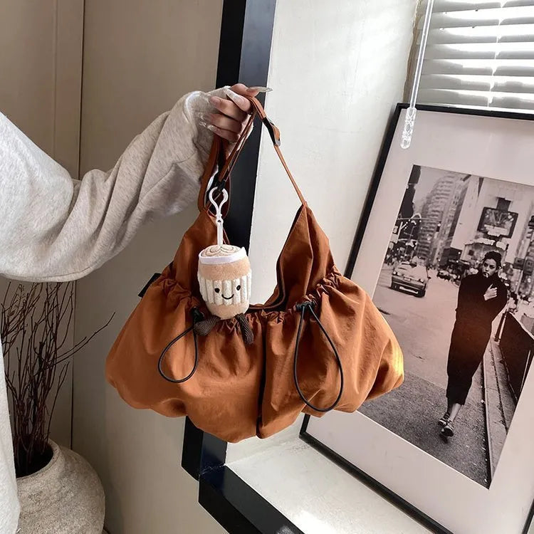 Ultra-light pleated crossbody student cloth bag in polyester with split pocket design