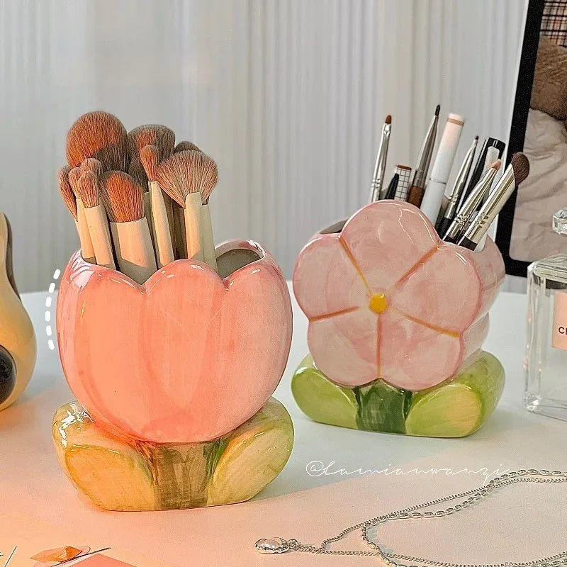 Ceramic flower pen holder storage box with floral pattern, dimensions 11.8x5.8x10cm