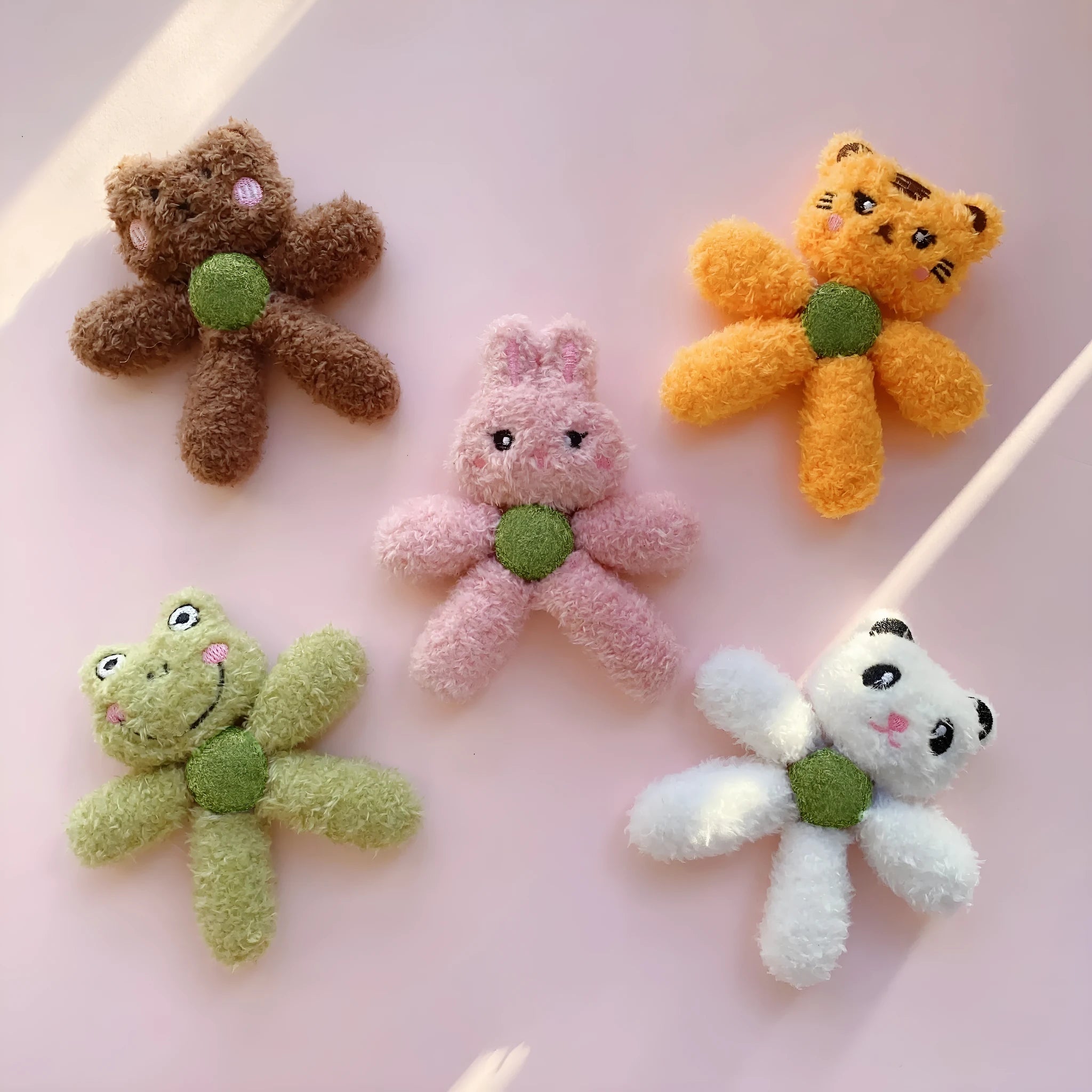 Indoor catnip ball chewing toy in character shapes with edible catnip and cat grass filling