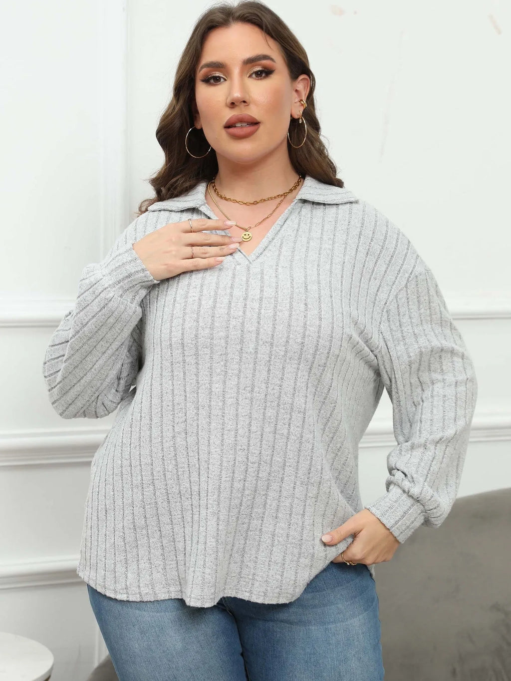 Women's plus size gray polo collar fleece shirt with lantern sleeves in street fashion style