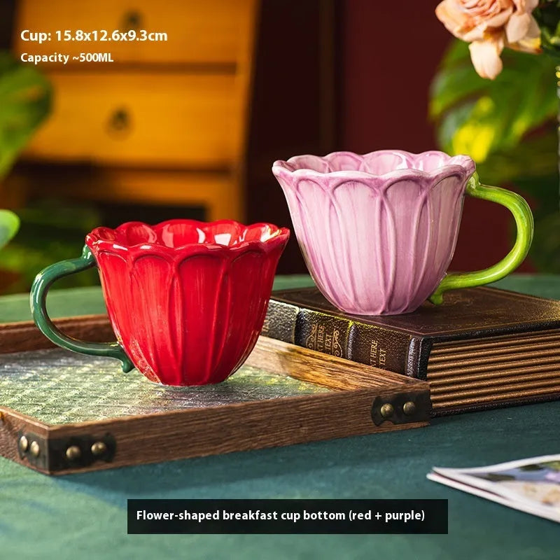 Ceramic breakfast cup with floral pattern in red and purple, showing 500ml capacity.
