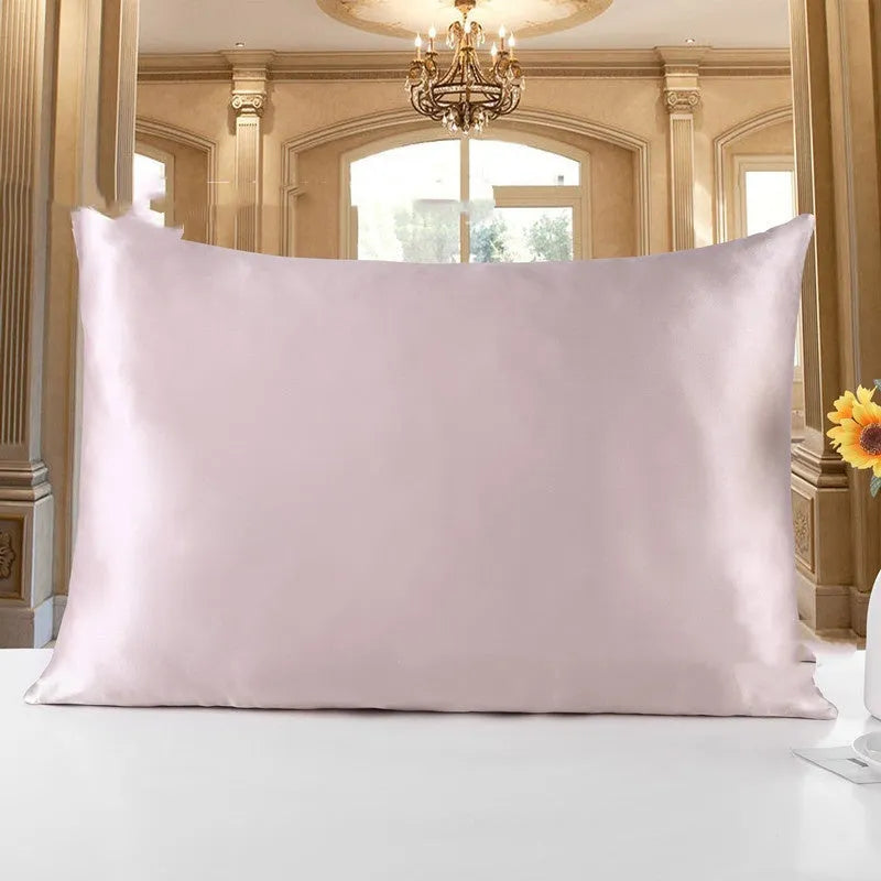 19M double-sided silk pillowcase shown in apricot colour, with size options 51x66, 51x76, and 51x91 cm.