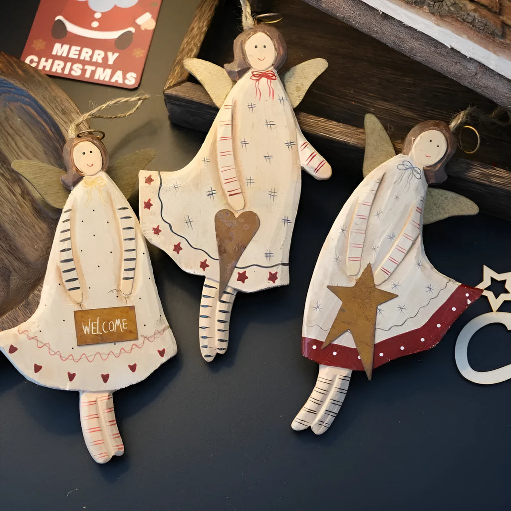 Hand-carved wooden door plate pendant with American country style and choice of love heart, XINGX or letters design
