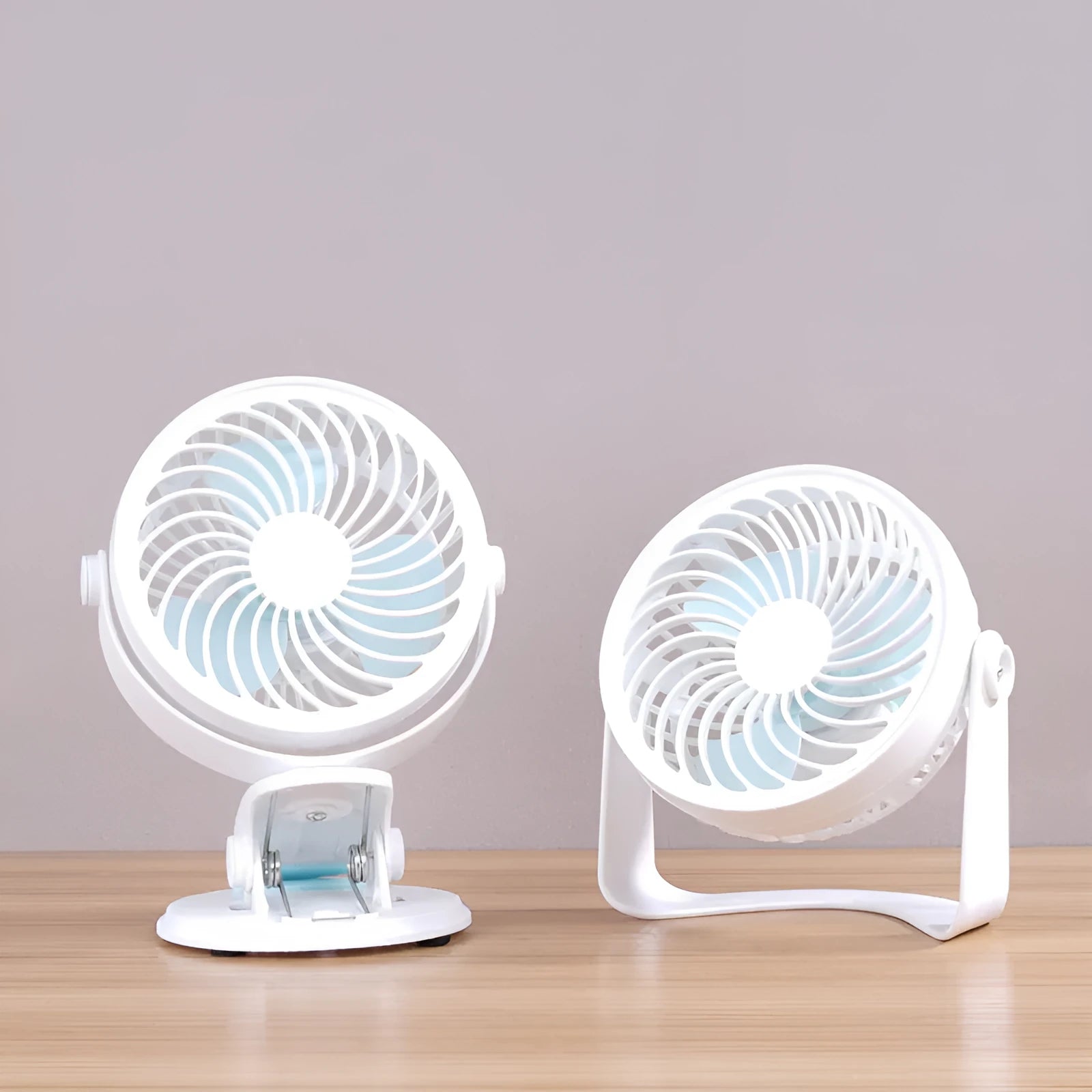 White USB desktop clip fan with three blades and compact 19x15x10cm dimensions
