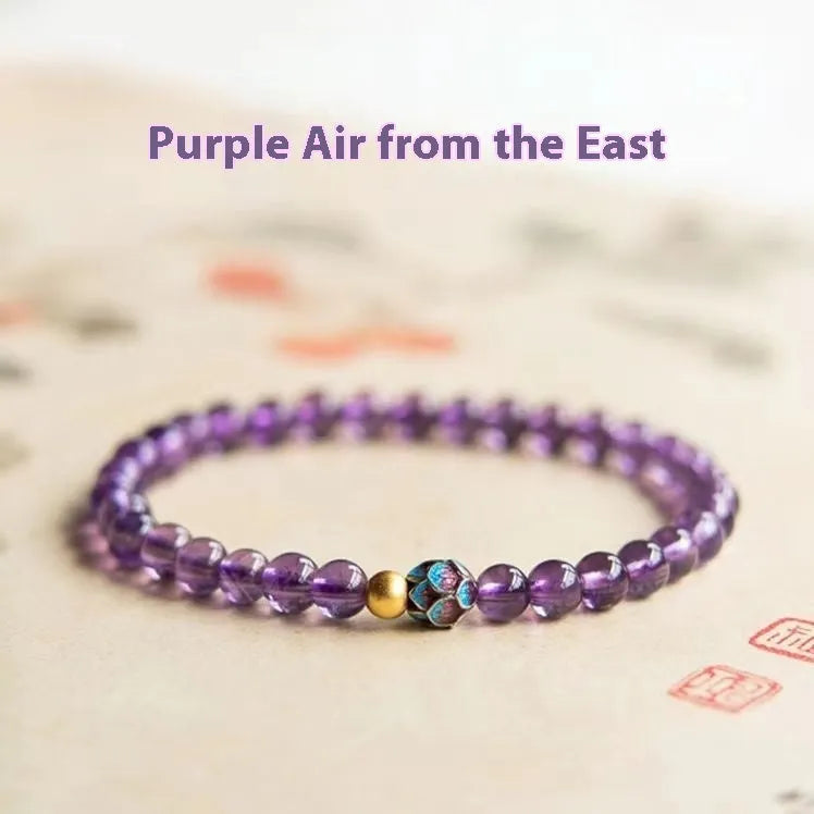 Purple lotus retro bracelet for women made from mixed materials.