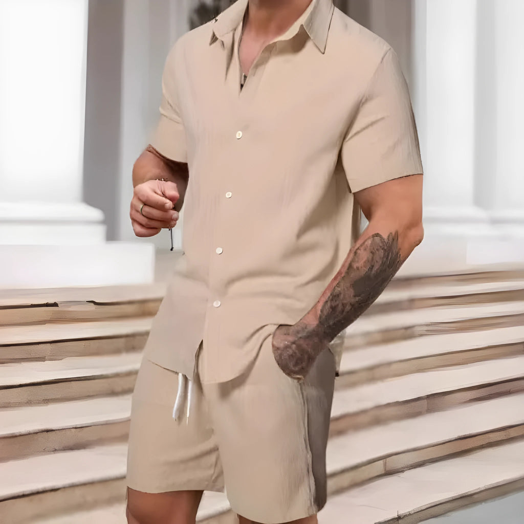 Men's striped casual short sleeve suit set with matching shorts in colour YT50313P1