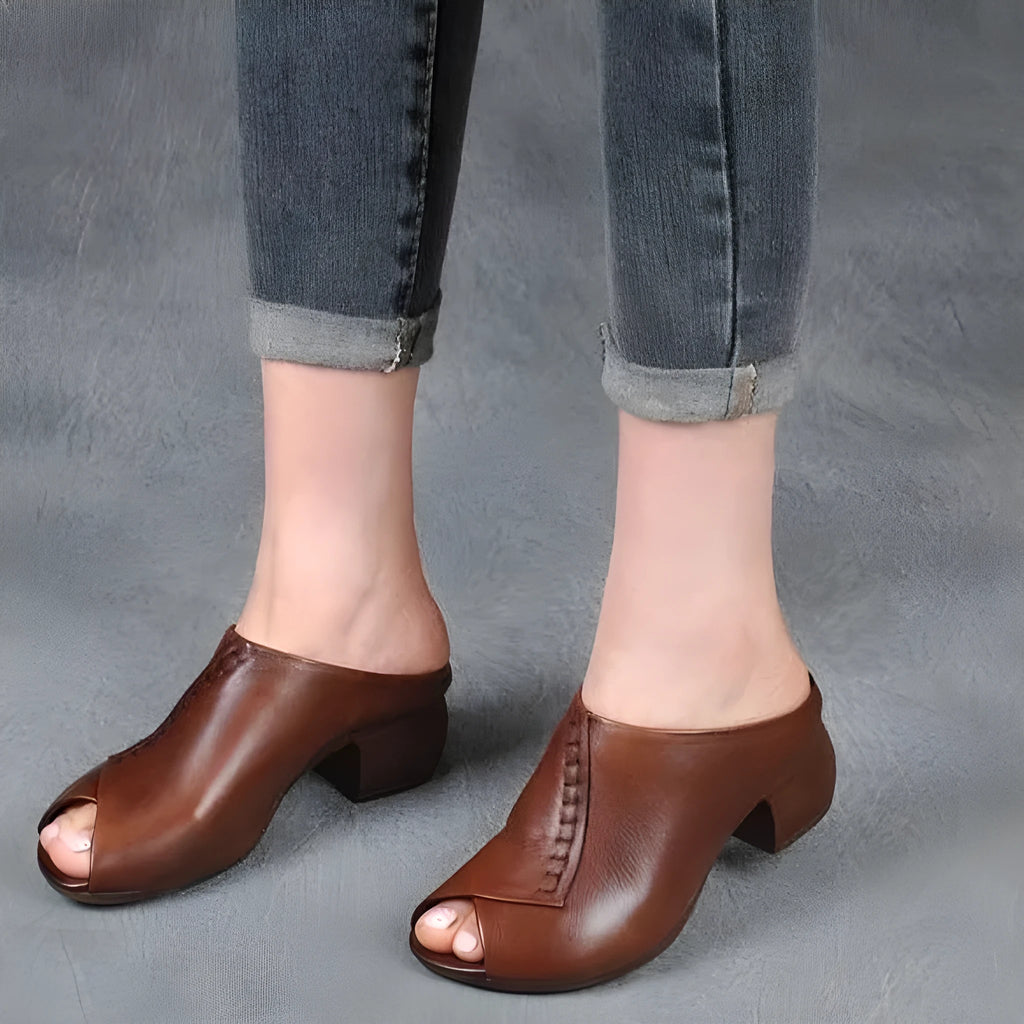 Women's black square heel peep-toe sandals with fish mouth scaffold design