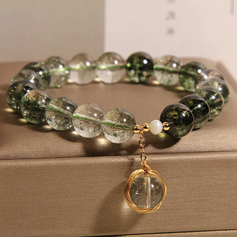 Green phantom quartz and chorite crystal women's bracelet in Japanese Korean style.