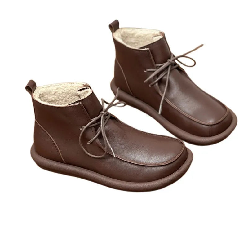 Women's cowhide leather boots with velvet lining in black and coffee colours