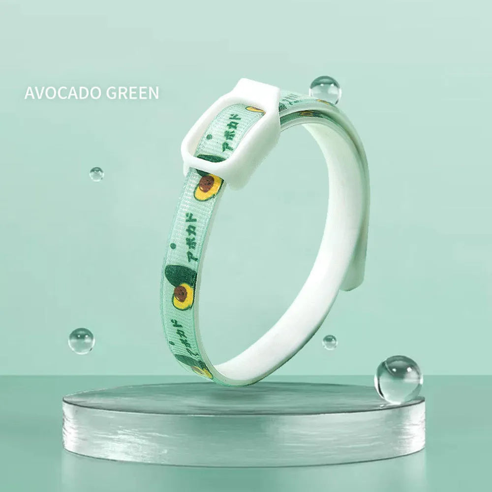 Adjustable pet flea collar for dogs and cats in green, pink, and yellow, sizes S M L
