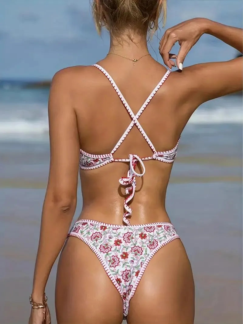 V-neck floral print swimsuit with embroidery detail in quick-drying polyester fabric