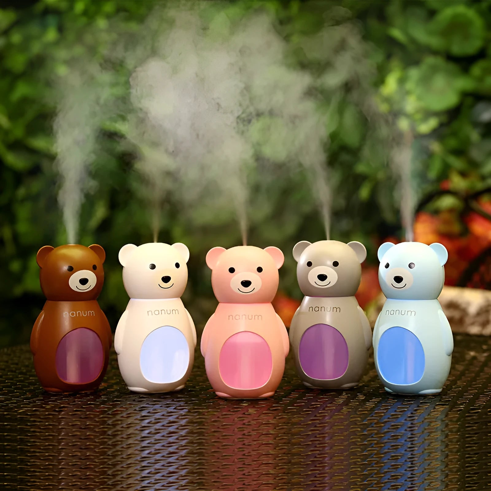 USB mini humidifier, animal-shaped, ultrasonic, 2W, timer 2-8 hours, in blue colour on a desk