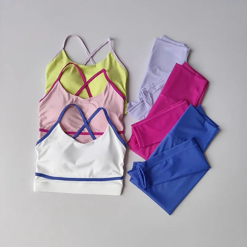 Women's quick-drying yoga pants and sleeveless tank top sportswear set in nylon-spandex blend