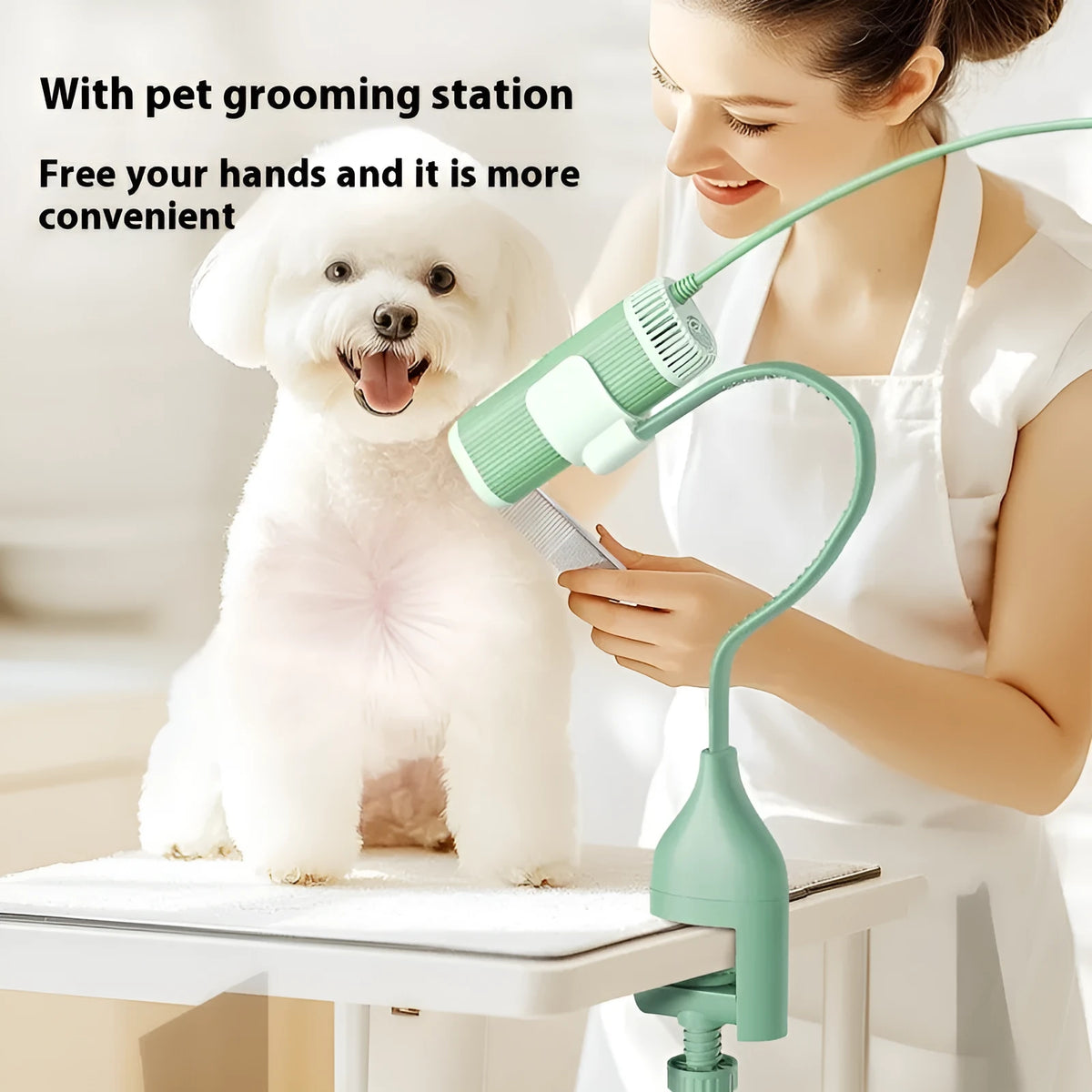 Pet halter hair dryer bracket in white or green, neck-hanging holder for hands-free pet grooming